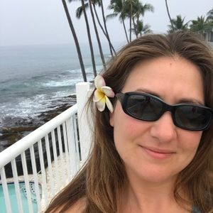 Meet your Posher, Casey